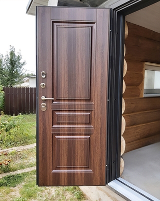 Дверь с утеплением Дверь с утеплением